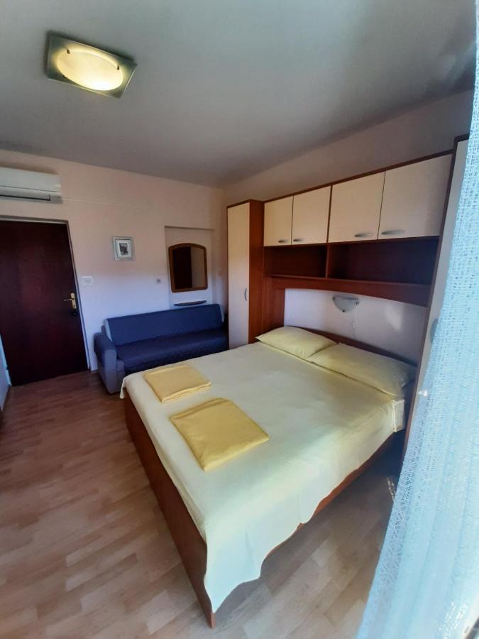 Apartment Spanjol Anka Rab Town Exterior photo